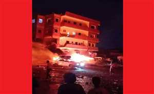 انفجار عنيف يهز محيط مطار عدن ومصادر تكشف السبب