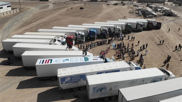 قافلة مساعدات كويتية تصل مأرب لتغطية الإحتياجات الإنسانية في ثمان محافظات