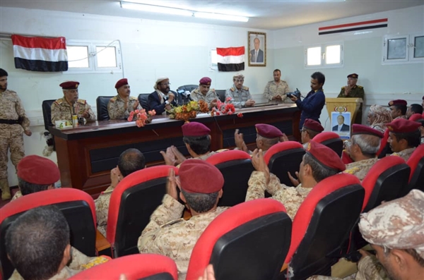 مأرب: رئيس هيئة الأركان الجديد يتسلم أعماله من الرئيس السابق