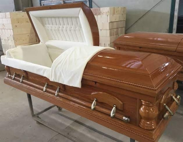 في حادثة عجيبة وصادمة.. خطأ في تسليم جثامين موتى لذويهم في محافظتي الحديدة وعدن