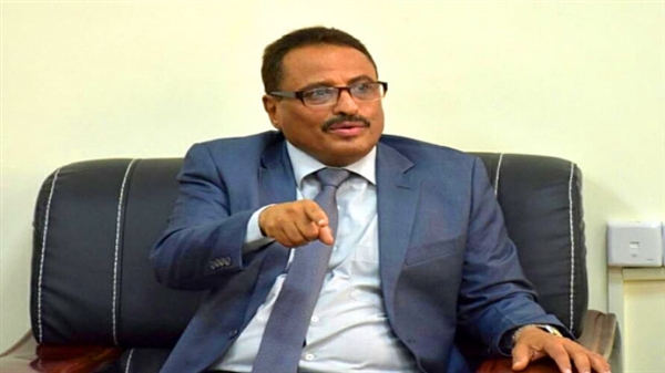 وزير يمني: الإمارات تسعى للسيطرة على منابع الثروة وسواحل اليمن