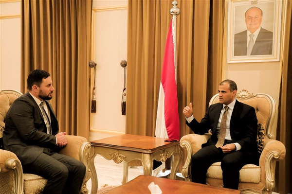 الحضرمي: اعتداء الامارات خرقا للقانون الدولي وعلى العالم إدانته