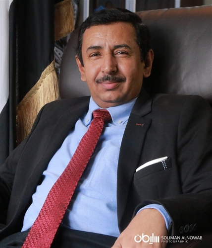 معلومات تكشف لأول مرة.. ماذا دار بين محافظ شبوة والإمارات قبل التمرد؟