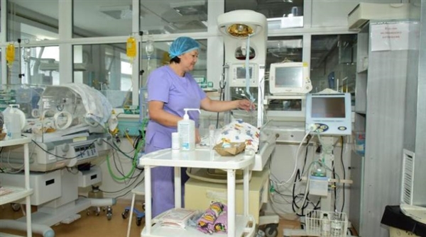 أدخلوه المشرحة رغم تحرك ساقه وعقوبة قاسية في انتظارهم