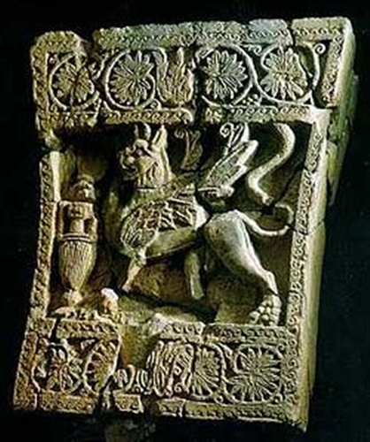 اليمن يطلب من واشنطن منع تداول الآثار اليمنية بالسوق الأمريكية