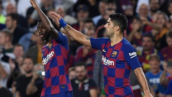 قبل الكلاسيكو.. برشلونة يخسر جهود ديمبلي بسبب الإيقاف