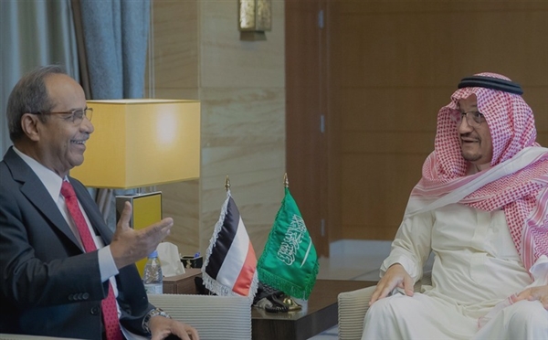 التعليم العالي تبحث زيادة المنح الدراسية لليمنيين في السعودية