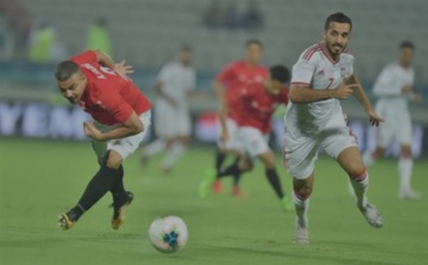 بالنكت الساخرة .. هكذا علق جمهور المنتخب اليمني بعد خسارة أول مبارياته في خليجي 24