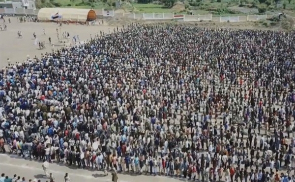 حقيقة معسكر يفرس بتعز