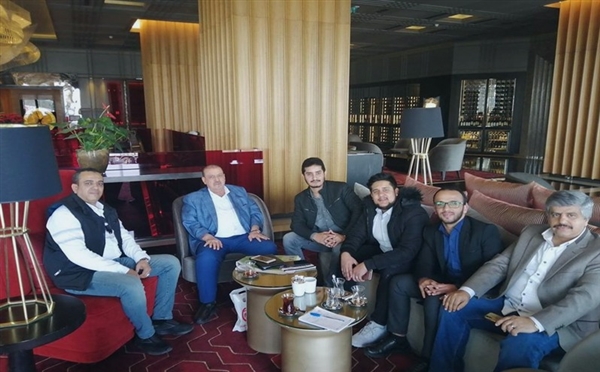 اتحاد الطلاب اليمنيين في تركيا يبحث مع البركاني تأخر مستحقات المبتعثين