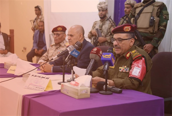 الجيش الوطني: المخا جزء من تعز ولن نفرط بذرة تراب من أرضه