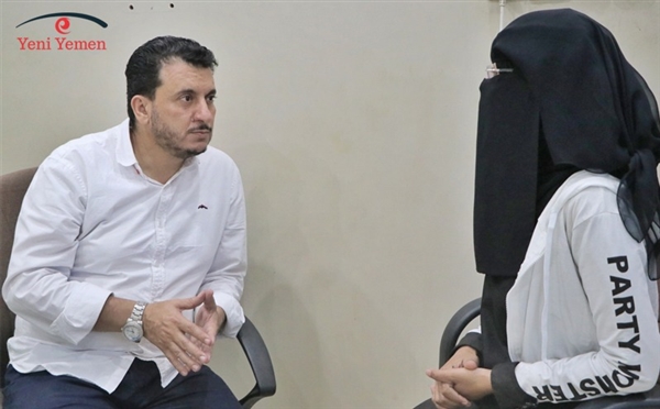 المنشد الأردني أيمن رمضان : اليمن بلد جميل وشعبه مضياف كريم ( لقاء خاص )