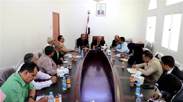 لجنة حكومية تعد خطة طوارئ للحيلولة دون انتقال فيروس كورونا إلى اليمن