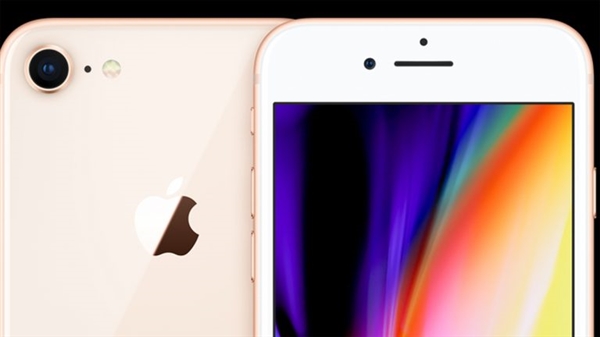 تقنيات جديدة وسعر أرخص.. شركة آبل تقرر إطلاق آيفون 9 قريبا