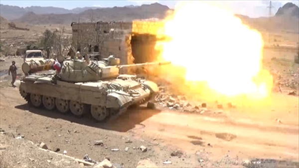 قوات الجيش تخوض معارك عنيفة بنهم وسط انهيار وخسائر للحوثيين