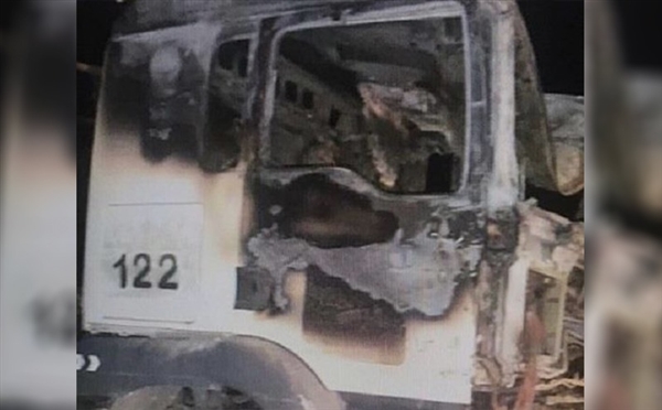 انفجار يستهدف شاحنة مساعدات لـ "الأغذية العالمي" في الحديدة