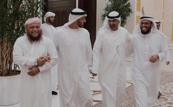 القضية الغائبة.. ومشروع استعادة دولة الجنوب في دهاليز فنادق ابوظبي وشاليهات دبي