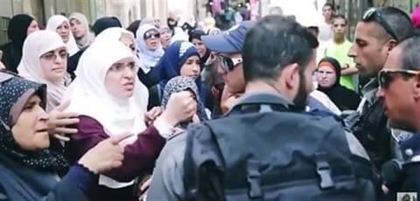 في يومها العالمي.. امرأة في كنف فلسطين