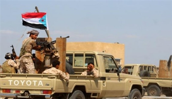 مليشيات الانتقالي المدعومة إماراتيا ترسل تعزيزات كبيرة الى عدن وتغلق " القصر الرئاسي"