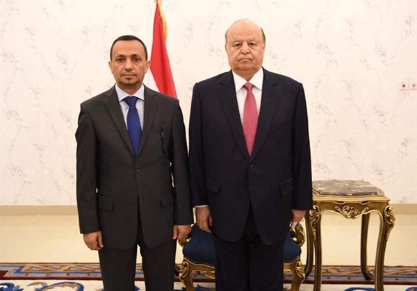 وزير الخدمة المستقيل: لا حكومة تسيّر الشؤون العامة للدولة واليمن إلى المجهول