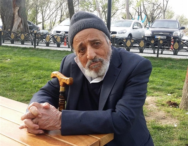 الواسعي الألق المغمور