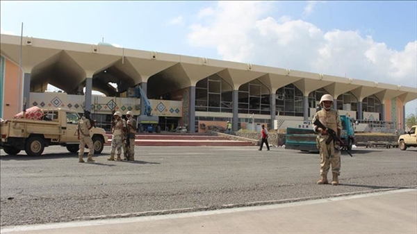 الجيش اليمني يستعيد السيطرة على مطار سقطرى من مليشيات ممولة إماراتياً
