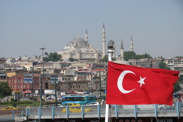 السفارة اليمنية في أنقرة توجه دعوة هامة لليمنيين المقيمين في تركيا
