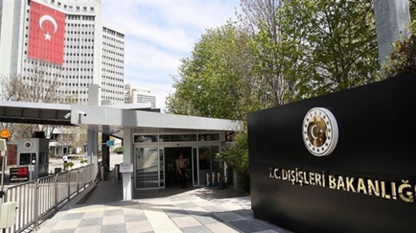 تركيا تدعو لتجنب الخطوات التي تعمق الأزمة وتعطل الوحدة السياسية في اليمن