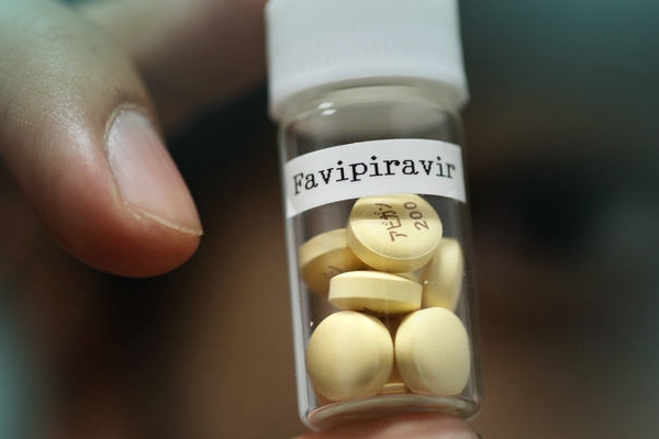 تركيا تعلن إنتاج نسخة محلية من دواء عالمي لعلاج مصابي كورونا