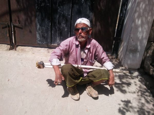 إصابة شخصين بقصف مليشيات الحوثي لمستشفى غرب تعز