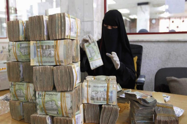 بسبب كورونا.. تراجع تحويلات اليمنيين بالخارج 80 % في 4 أشهر