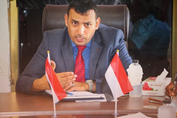 محافظ سقطرى: مليشيات الانتقالي تعمل على ملشنة المحافظة وتجريف مؤسسات الدولة