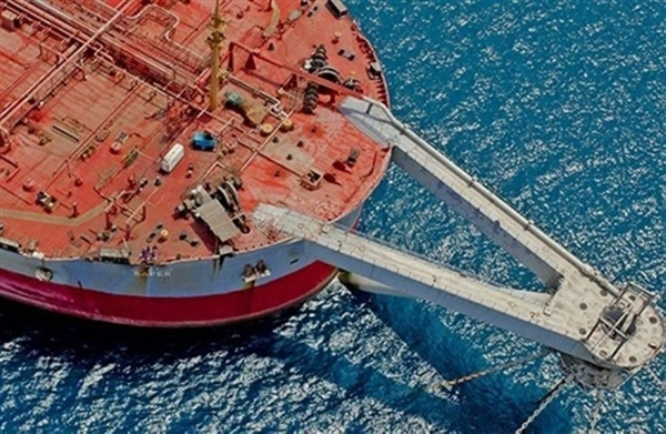 مسؤولة أممية: نعمل لإيجاد حلول سريعة بشأن خزان النفط العائم في اليمن