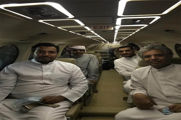 بدعوة رسمية.. وصول وفد حضرموت المفاوض إلى الرياض على متن طائرة خاصة