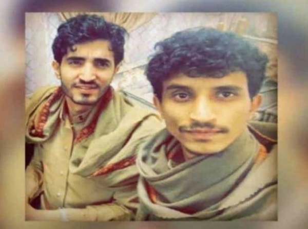رجل أعمال حوثي يقتل 2 من أشقاءه في صنعاء وينشر صورتهما في الفيس بوك