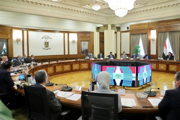 مباحثات يمنية – مصرية حول تعزيز التعاون وحماية ممرات الملاحة في البحر الأحمر