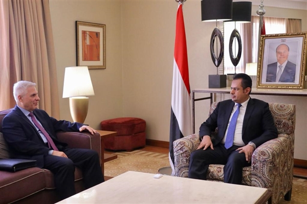 الحكومة تطالب باتخاذ موقف حازم تجاه مراوغات المليشيات في خزان صافر