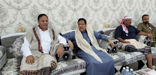وصول نائب رئيس مجلس النواب "جباري" ووزير النقل السابق "الجبواني" إلى المهرة