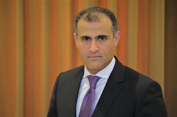 الحكومة تؤكد حرصها على إنجاح جهود السلام وتدعو للضغط على المليشيات