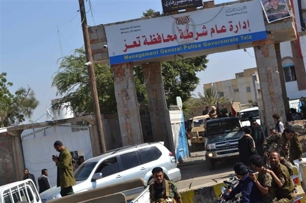 شرطة تعز تعلن إخماد تمرد قاده مسؤول أمني غرب المدينة