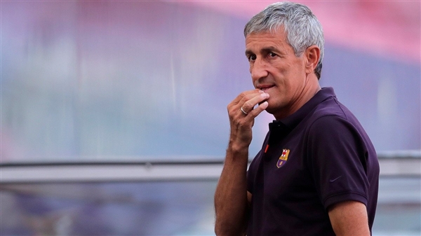 رسميا.. برشلونة يعلن إقالة مدربه كيكي سيتين