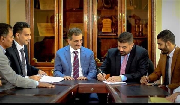 لمس يتسلم مهامه رسميا كمحافظ للعاصمة عدن