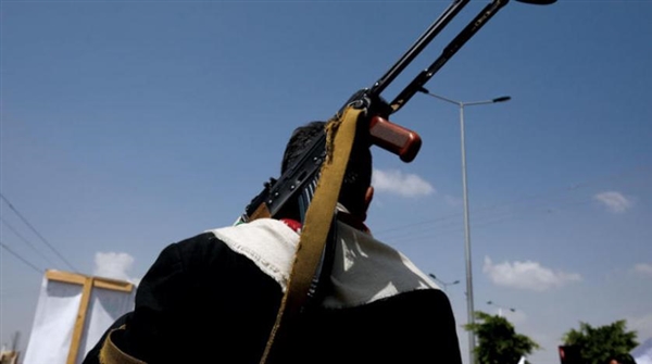 ميليشيات الحوثي تنكل بسكان مناطق التماس مع المحافظات المحررة وتصادر أموالهم