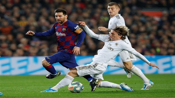 رابطة الدوري الإسباني تعلن قواعد جديدة في الدوري الإسباني بسبب كورونا