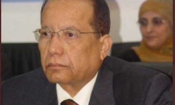 وفاة رئيس الوزراء اليمني الأسبق بعد معاناة مع المرض
