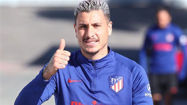 أتلتيكو مدريد يعلن إصابة خيمينيز بفيروس كورونا