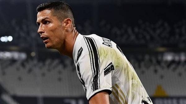 باريس سان جيرمان يحاول التعاقد مع كريستانو رونالدو مجددا