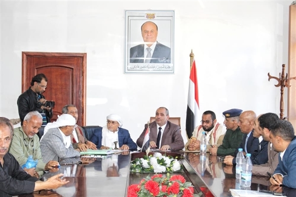 لقاء موسع بتعز يناقش أسباب الاختلالات الأمنية ويقر عدد من الإجراءات لمعالجتها