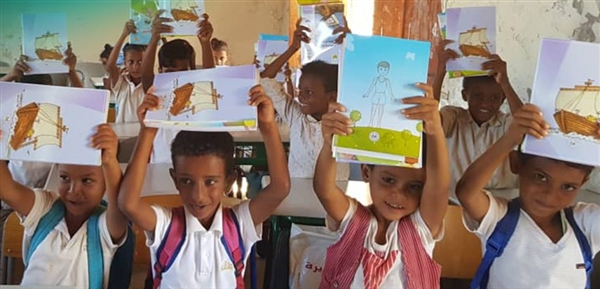 مليشيات الانتقالي توقف صرف رواتب المعلمين في سقطرى والنقابة تهدد بإضراب مفتوح