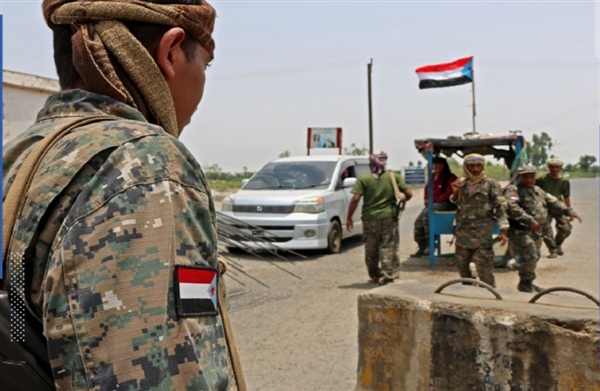 مليشيات الانتقالي تمنع اجتماعا حكوميا في سقطرى ومسؤول:محاربة للشرعية بإشراف إماراتي